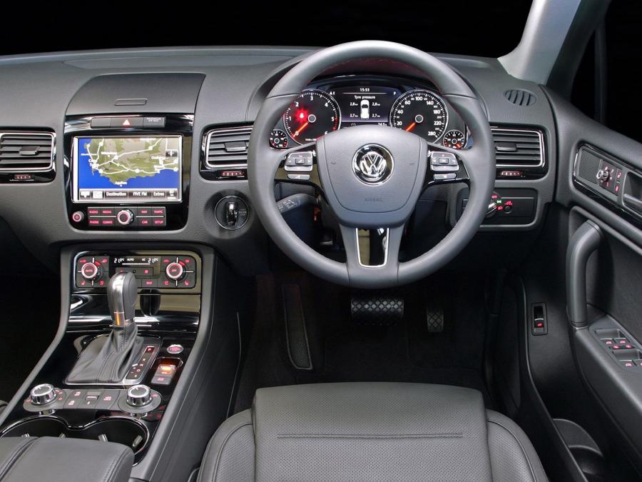  Volkswagen Touareg V6 TDi 2010 года  (ZA) (фото 11 из 12)